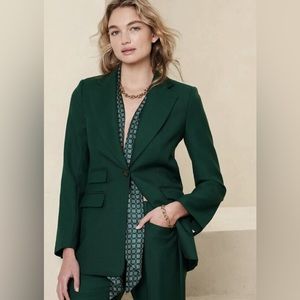 ISO: Banana Republic forest green Lido sculpted Italian wool blazer
